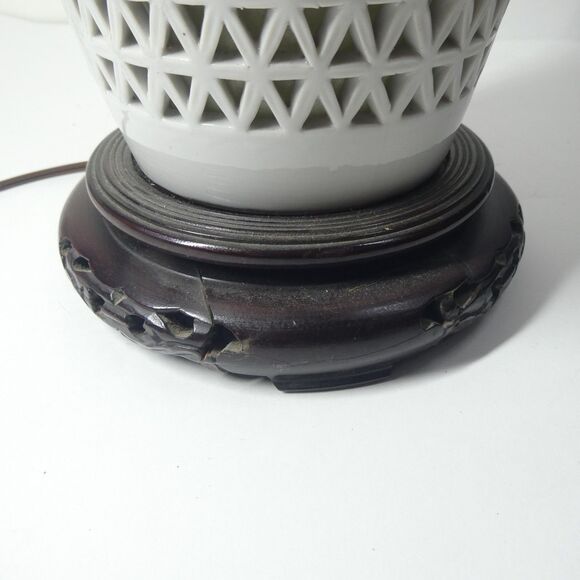 Lamp Blanc de Chine White Porcelain Pierced Chinese Vintage - Picture 8 of 15